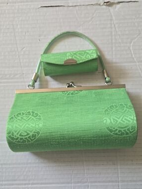 Guang Tong Green Satin Evening Clutch Bag